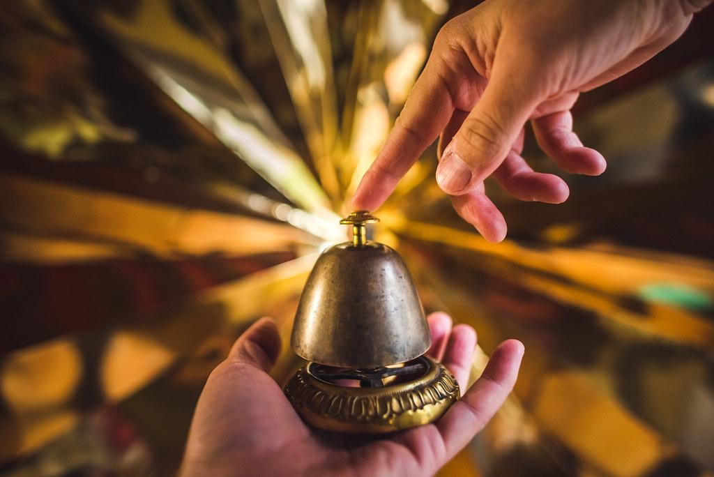 Embrace the Present⁣ Moment Cultivate Mindful⁤ Awareness