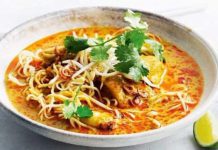 High-protein recipe: Thai chicken noodle soup with green tea herb and mint