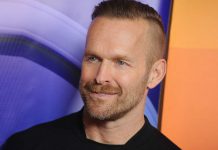 Bob Harper Shares 'Extremely Private' Photo of Himself inside a Coma annually After His Heart Attack