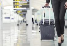 5 best tips to stay fit when travelling