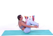 Katie Austin 60-Second Sweat: Pillow Move Workout