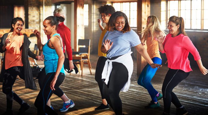 Karen Arceneaux's 10-Minute Dance Cardio Workout