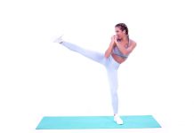 60-Second Cardio Kickboxing Workout With Katie Austin