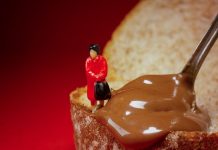 How to Avoid Emotional Eating During Weight Loss How to Avoid Emotional Eating During Weight Loss