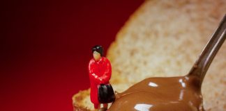 How to Avoid Emotional Eating During Weight Loss How to Avoid Emotional Eating During Weight Loss